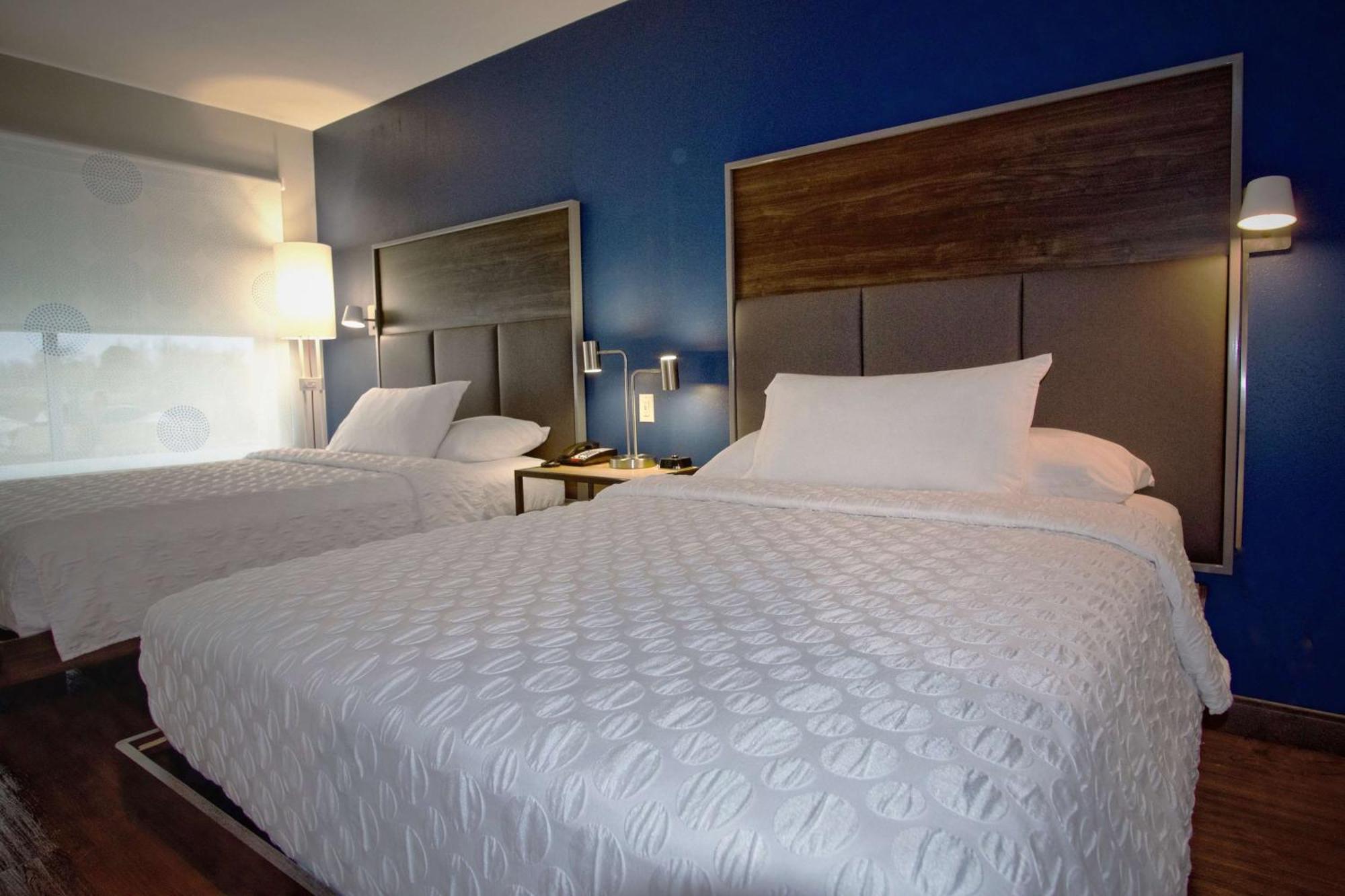 Tru By Hilton Nw Expressway Hotel 3*